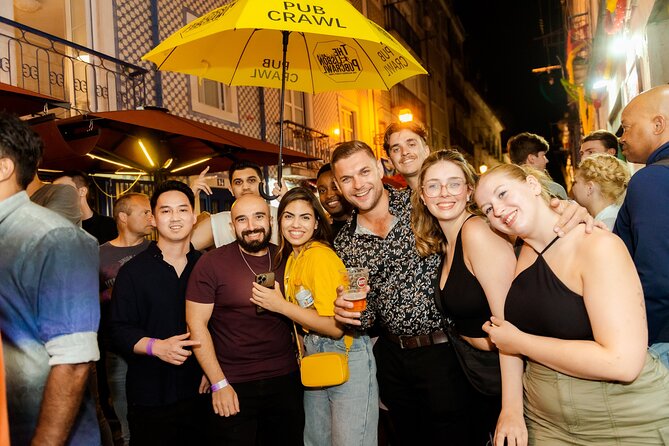 Lisbon: Pub Crawl with Open Bar, Shots & VIP Club Entry - The one-hour beer and sangria open bar