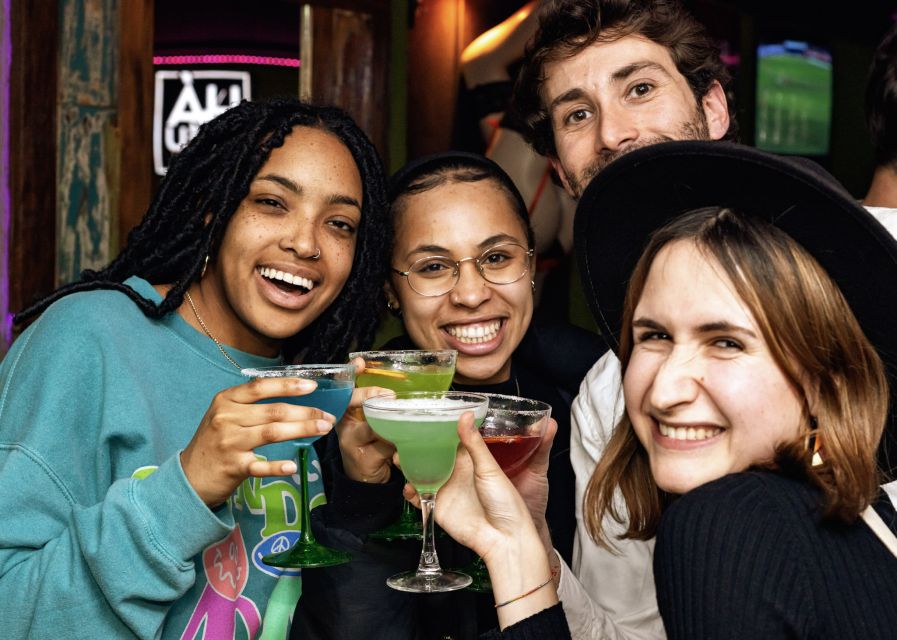 Lisbon: Tipsy Tour Fun Bar Crawl with a Local Guide - Five reasons this Lisbon night out is different