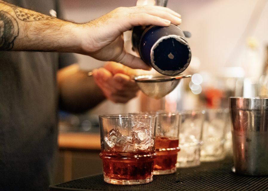 Lisbon: Tipsy Tour Fun Bar Crawl with a Local Guide - The private format and the social side