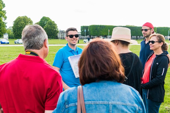 Loire Valley Wine and Castles Small-Group Day Trip from Paris - Amboise, da Vinci, and the Loire River
