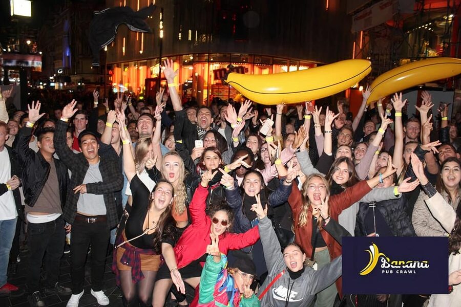 London : Central London Bar Crawl with discounts on drinks - Starting at Simmons Bar in Piccadilly Circus