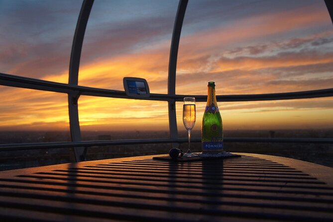 London Eye - Champagne Experience Ticket - What this London Eye upgrade really gives you