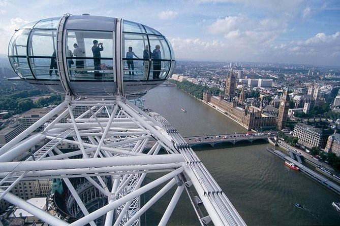 London Eye - Champagne Experience Ticket - The 30-minute London view
