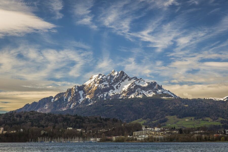 Lucerne: Walking and Boat Tour with Cheese & Wine Tasting - Why this is a useful first look at Lucerne