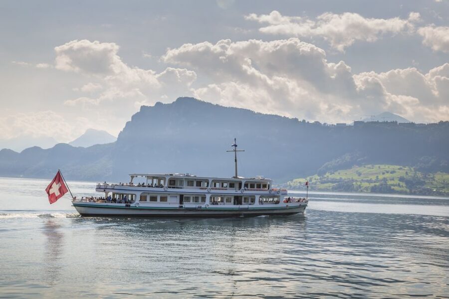 Lucerne: Walking and Boat Tour with Cheese & Wine Tasting - The Lion Monument and Lucerne’s quieter side