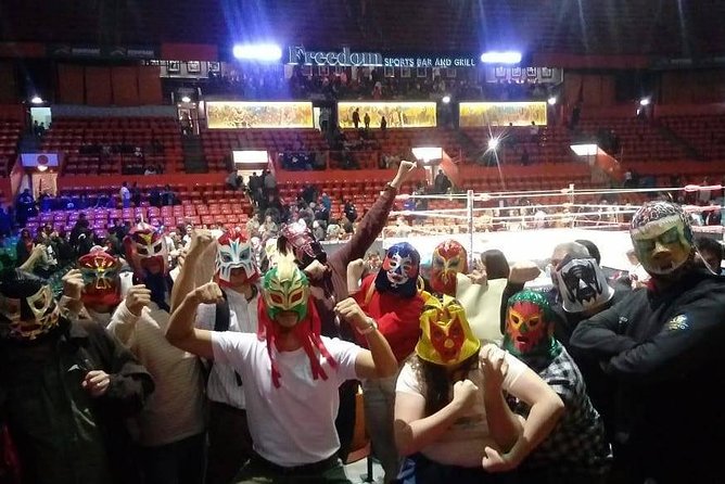 Lucha Libre Tour and Mezcal Tasting in Mexico City - Starting at Barrio Alameda with mezcal