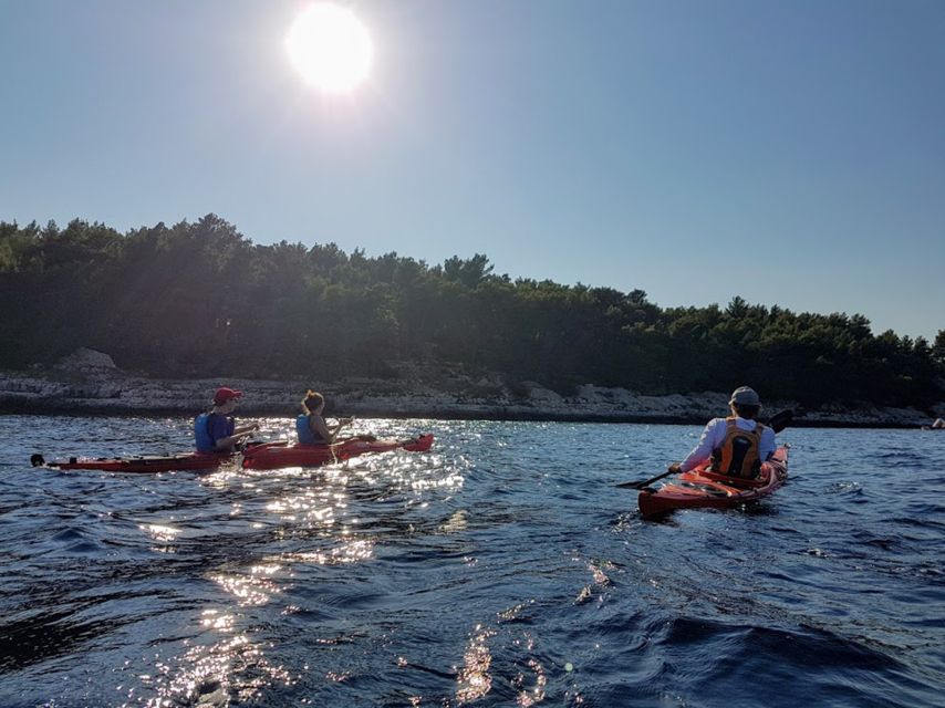 Lumbarda - Sunset Kayak Tour with a Picnic - Wine and Sweets - A monastery, wild deer, and a quieter island stop