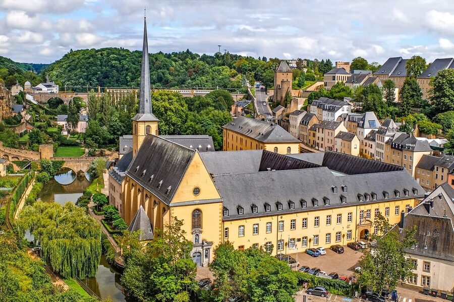 Luxembourg City: Walking Tour with Optional Wine Tastings - Practical tips before you go