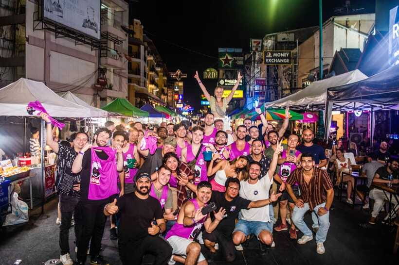 Mad Monkey Bangkok Pub Crawl - Who will enjoy this Bangkok night out
