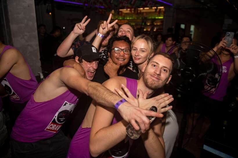 Mad Monkey Bangkok Pub Crawl - Practical tips for making the night easier