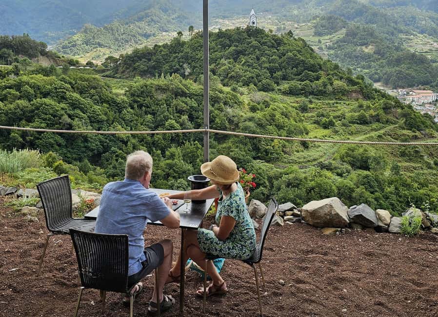 Madeira: Vineyard Tour w/ Wine Tasting & Skywalk - Starting in Câmara de Lobos