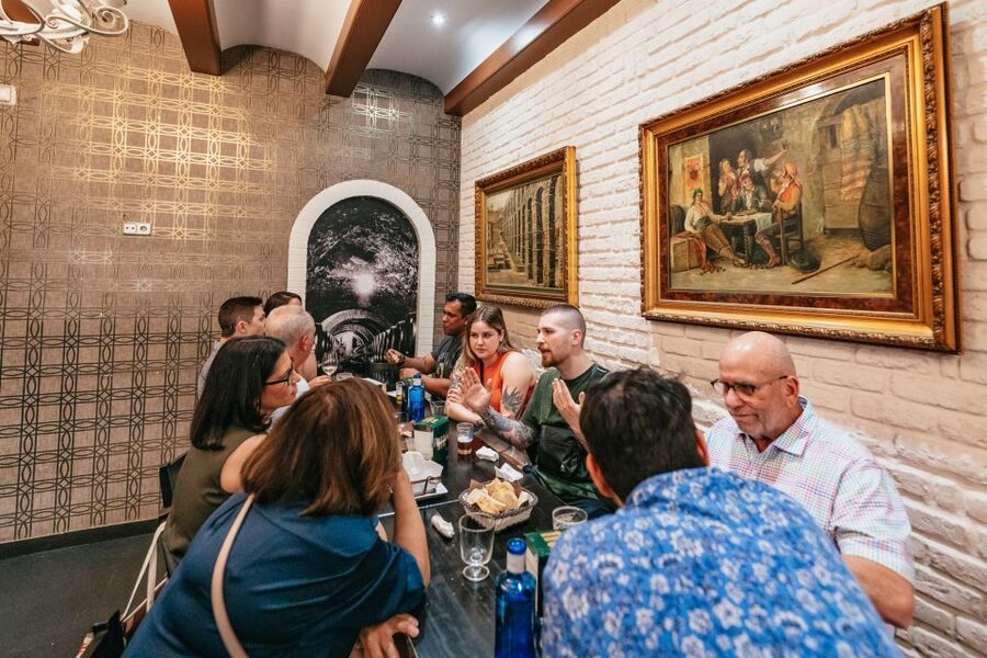 Madrid: Food & Wine Tour with 10 Tapas & 4 Drinks Included - Is $82 a fair price?
