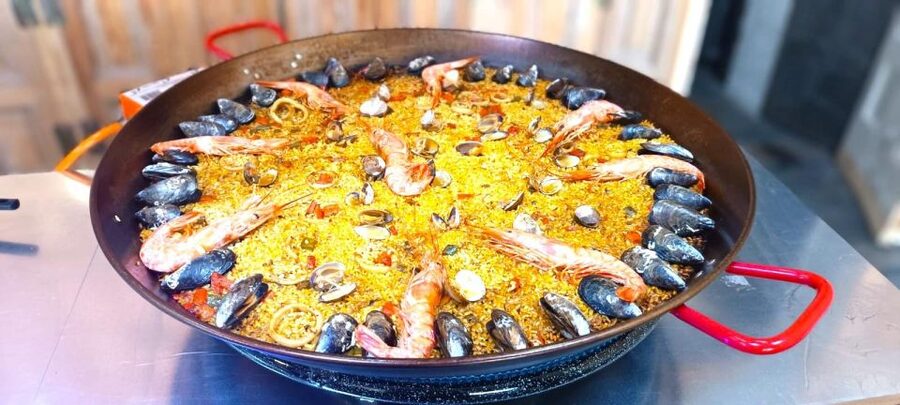 Madrid: Paella & Sangria Classes – Seafood, Chicken or Vegan - How the price compares with an ordinary Madrid meal