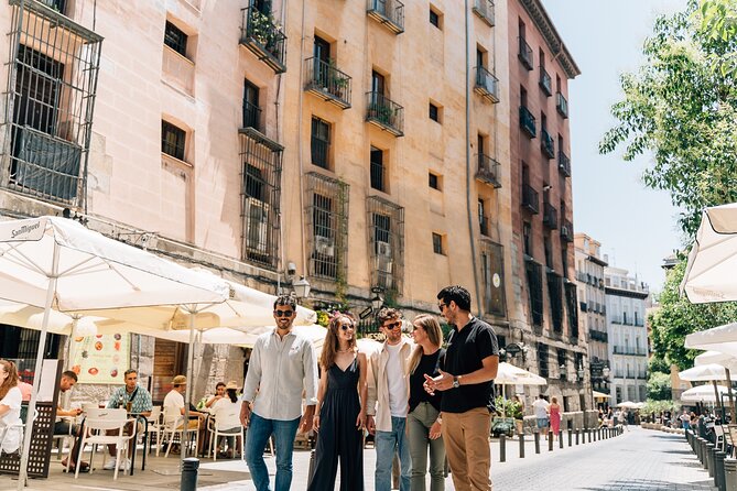 Madrid Tapas & Wine Tour with Rooftop Views and Local Guide - Choosing the rooftop evening finish