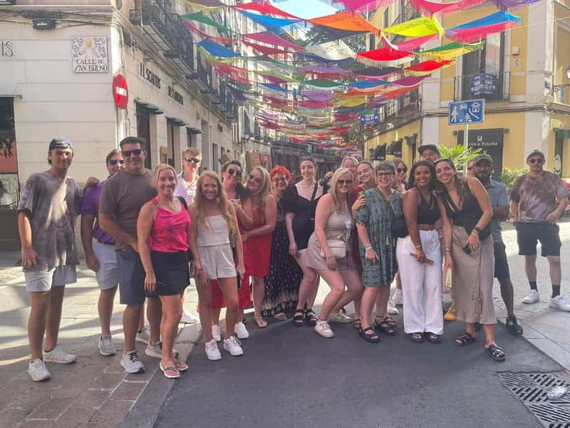 Madrid: Tapas & Wine Tour with Visit to a Rooftop - Las Letras, where food meets Madrid’s literary past