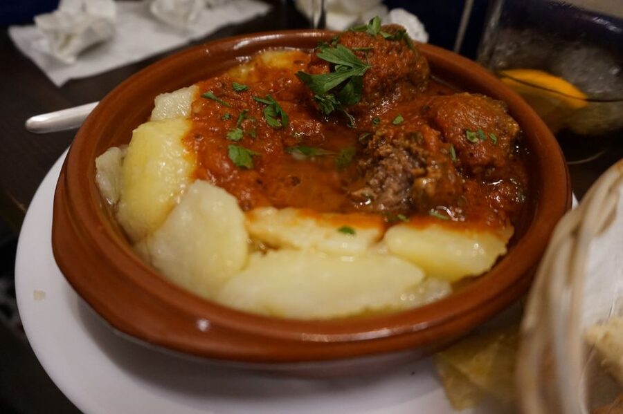 Malaga: Flamenco, Tapas, and Wine Tour - Why the guide makes a difference