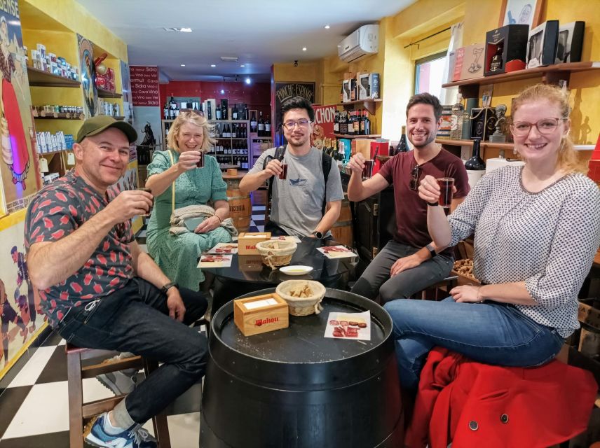 Malaga: Tapas Tasting Tour - What the guides add to the food