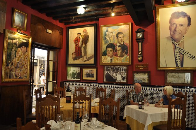 Malaga Wine & Tapas Small Group Guided Tour - The guide can shape the whole evening