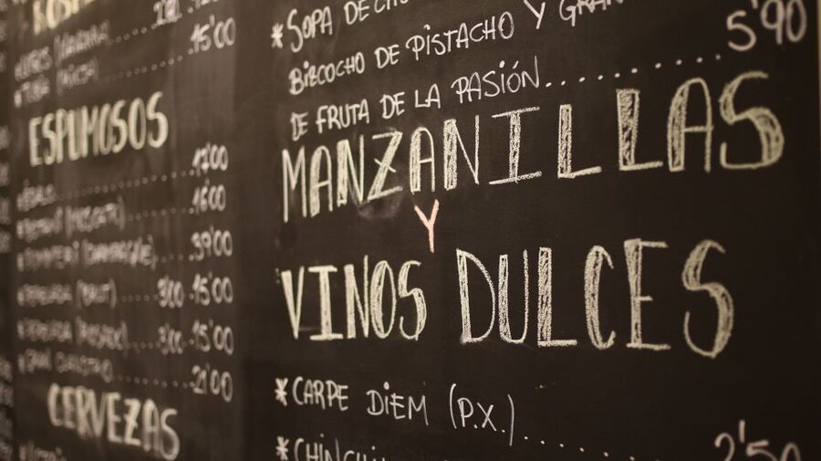 Málaga: Wine & Tapas Tour - Key points at a glance