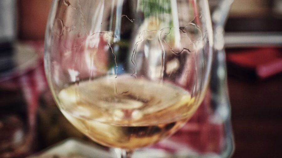Mallorca: Private Wine Tour with Tasting and Picnic - A private route into Mallorca’s wine country