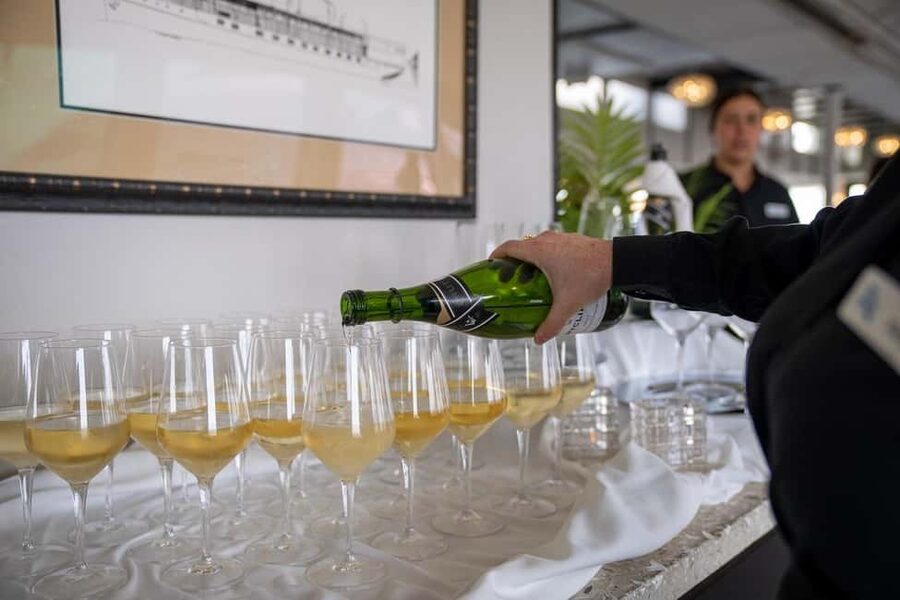 Marina del Rey: City Cruises Champagne Brunch Cruise - What the two-hour cruise actually feels like