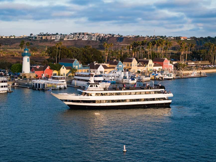 Marina del Rey: City Cruises Champagne Brunch Cruise - The first minutes aboard the yacht
