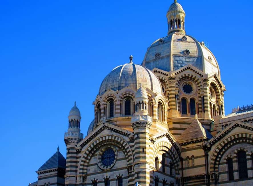 Marseille: Highlights & Wine Tasting Day Tour - A short ride to Notre-Dame de la Garde