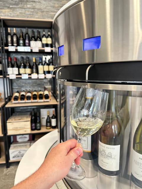 Marseille: Tailored Wine Tasting Experience in Top Wine Shop - The host makes the difference