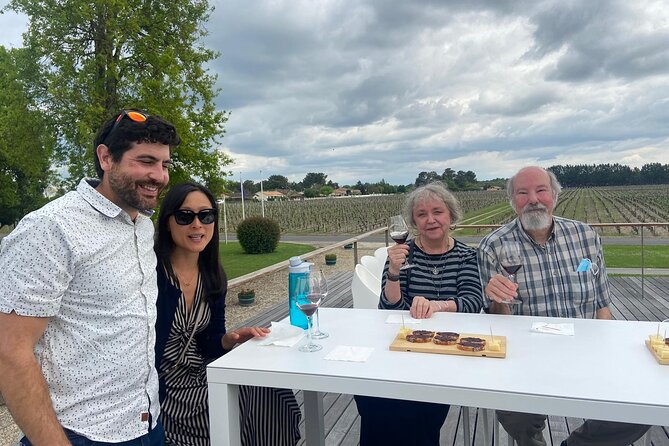 Medoc Afternoon Wine Tour - 2 Wineries, tastings & delicacies - Why the small group matters