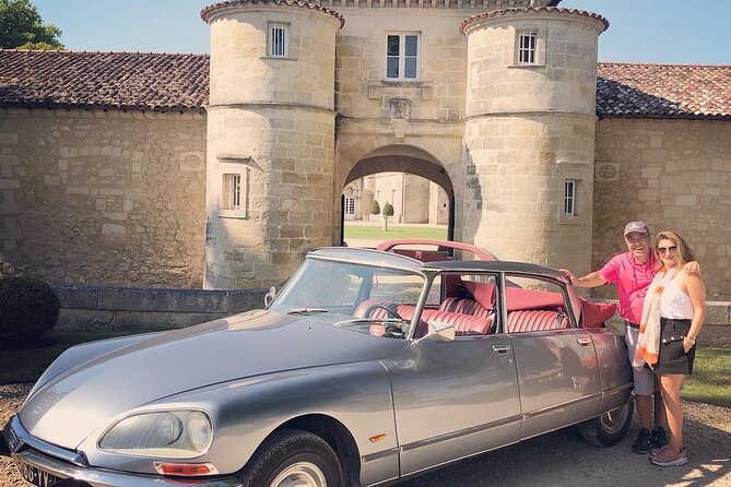 Médoc luxury wine tour aboard a Citroën DS Limousine Convertible - Famous estates or biodynamic producers