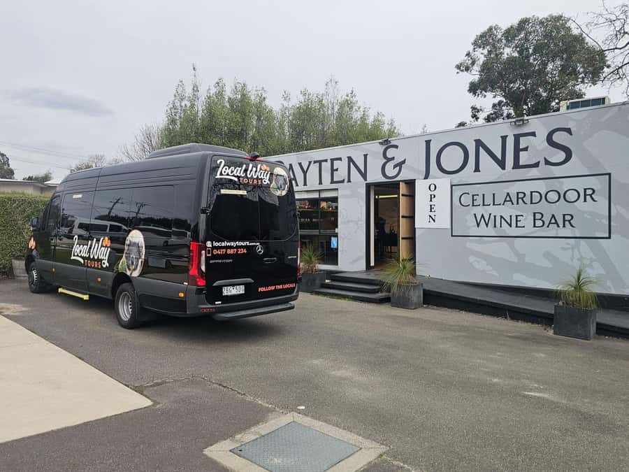 Melbourne: Yarra Valley Half-Day Wine Tour - Helen & Joey Estate: big views and cool-climate classics