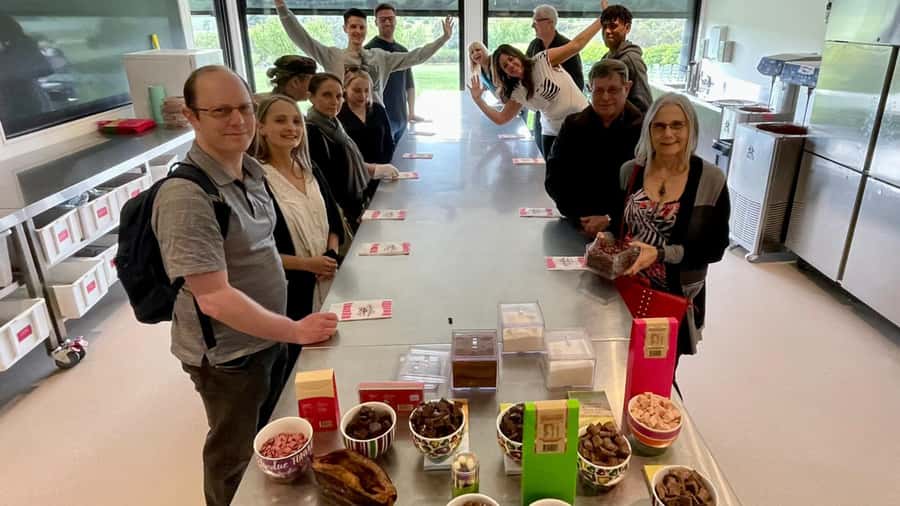 Melbourne: Yarra Valley Wine, Gin, Whisky and Chocolate Tour - Yarrawood Estate and the final tasting options