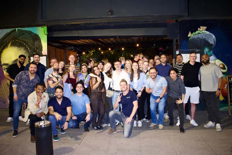 Mexico City: Guided Pub Crawl with Party Games - Key points at a glance