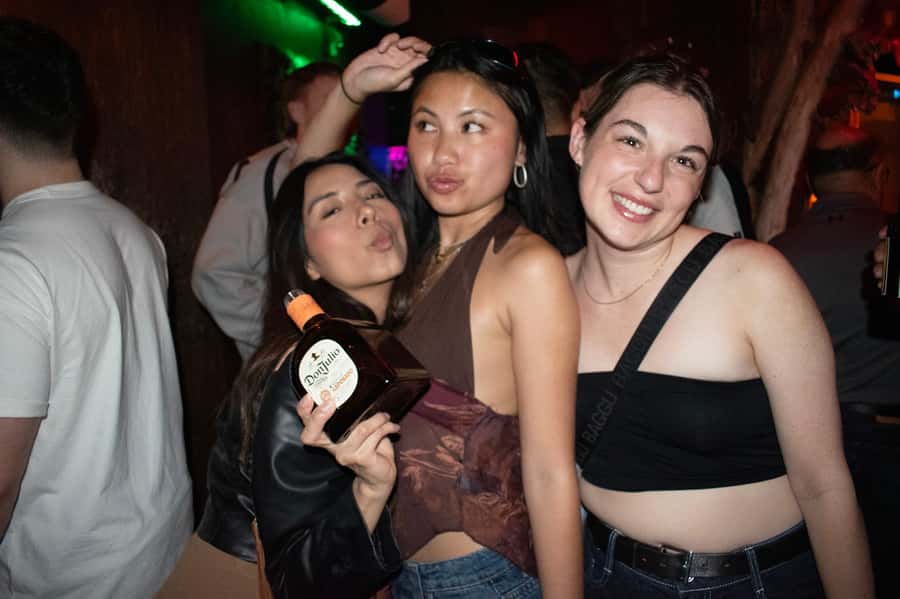 Mexico City: Guided Pub Crawl with Party Games - FAQ