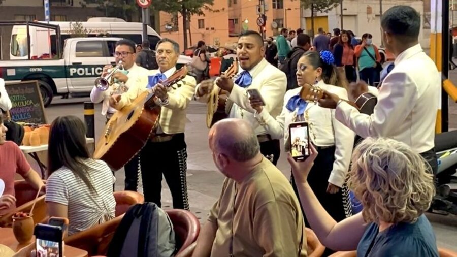 Mexico City: Lucha Libre Show, Walking Tour & Tequila - Getting to Arena México or Arena Coliseo