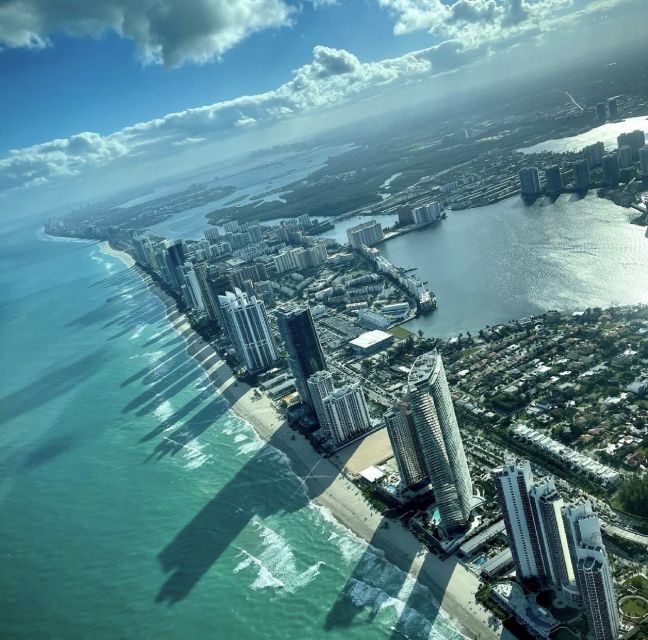 Miami: Romantic 1-Hour Private Flight Tour with Champagne - Key Points Before You Book