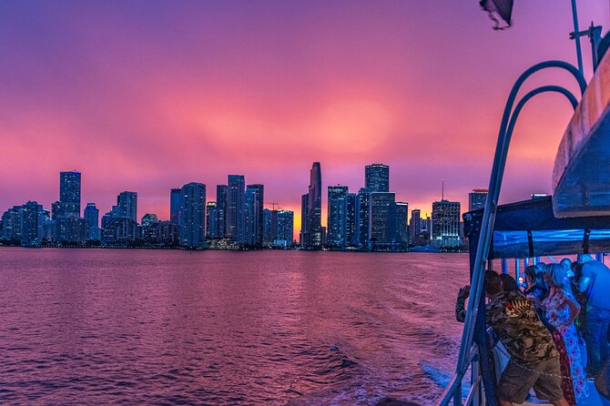 Miami Sunset and City Lights Cocktail Cruise - Jungle Island and the Venetian Islands