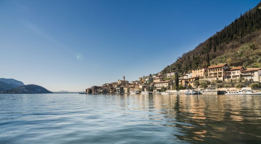 Milan: Franciacorta Winery and Bergamo Day Trip with Lunch - A Three-Course Lunch Beside Lake Iseo