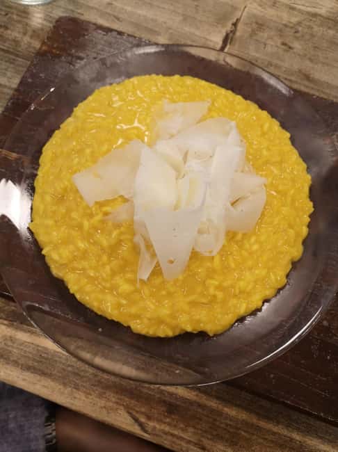 Milan’s Full-Meal Gourmet Food Tour - More Than Tastings - Pastries at Piazza Mercanti begin the meal