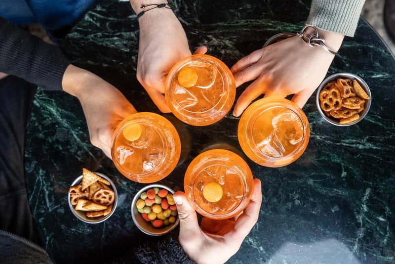 Milan: Sunset Navigli Food and Drinks Tour with a Local - Wine, cheese, and the pleasure of small portions