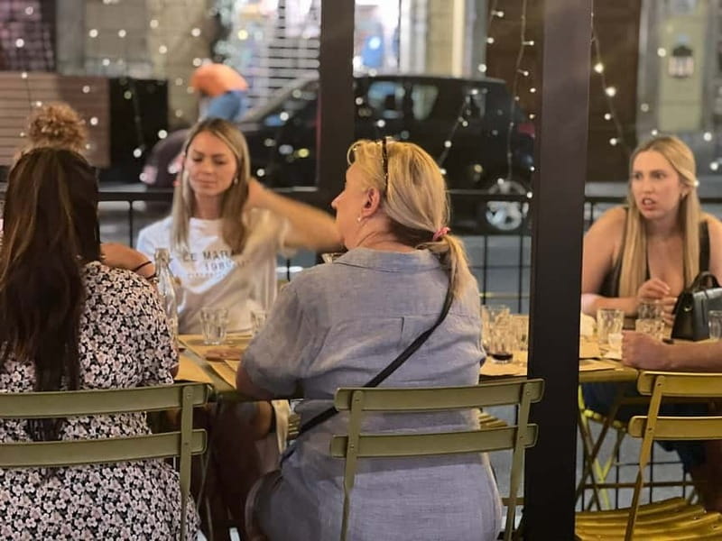 Milan: Sunset Navigli Food and Drinks Tour with a Local - The guides make the difference