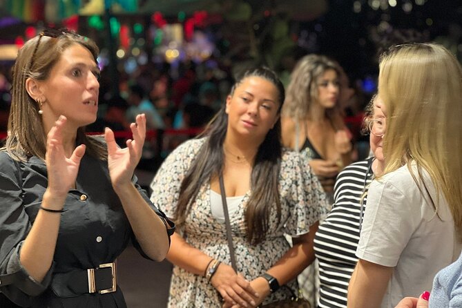 Milan: Sunset Navigli Food & Drinks Tour by Do Eat Better - Walking Via Vigevano for Milanese risotto