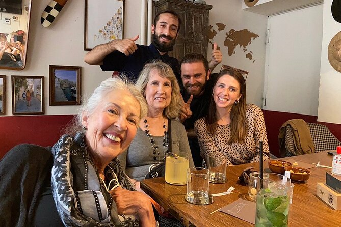 Milan: Sunset Navigli Food & Drinks Tour by Do Eat Better - How much food and drink do you really get?