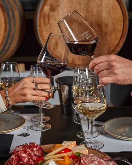 Milan Urban Winery: Taste & Tour at Cantina Urbana - The 90-minute visit, from cellar to tasting table