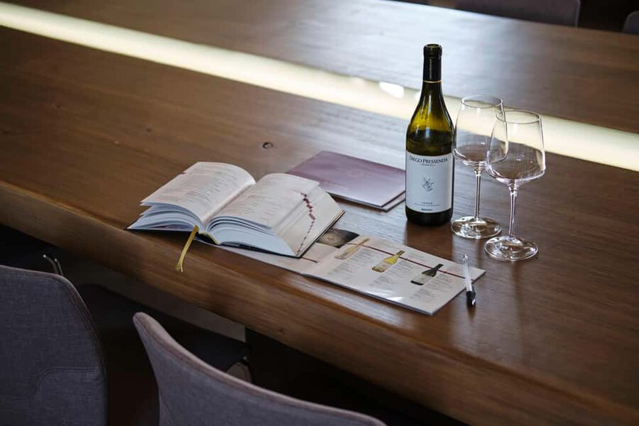 Monforte d'Alba: Jacuzzi Ritual with Wine Tasting - Two Wines and a Piedmont Platter