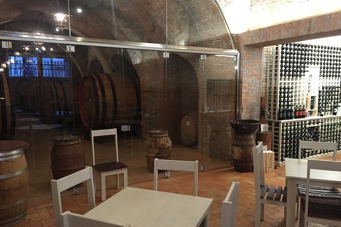 Montepulciano: Wine Tasting & Lunch in a Typical Winery - The Tuscan lunch is more than a snack plate