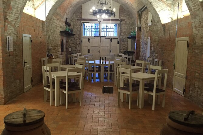 Montepulciano: Wine Tasting & Lunch in a Typical Winery - Four wines from the Montepulciano area