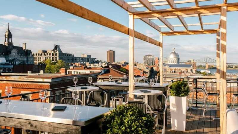 Montreal: Guided Pub Crawl of the City's Skyline Bars - How the evening feels for couples and friends