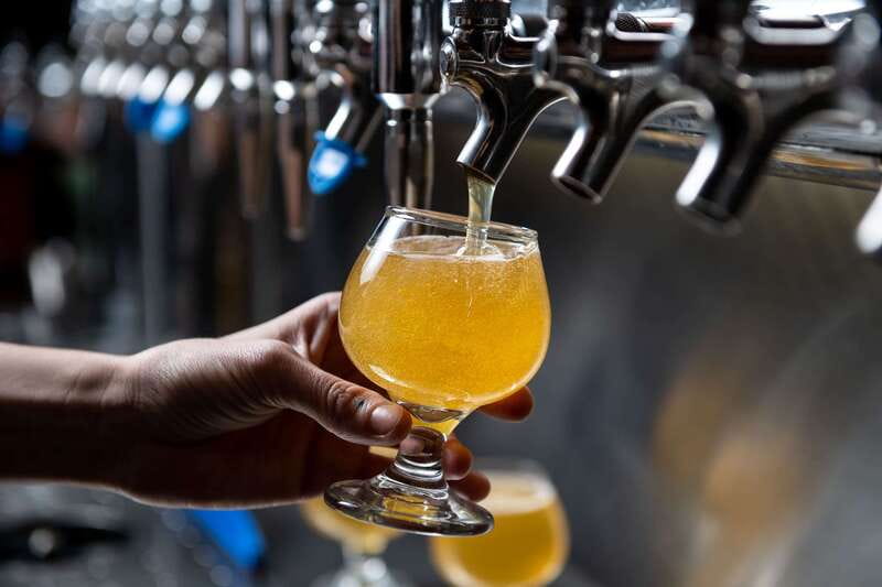 Montreal Old Port: Craft Brewery and Beer Tasting Tour - Who should book this Old Port tasting