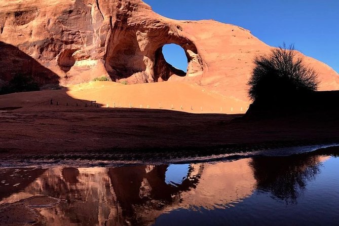 Monument Valley Group Tour - 3 Hours - Navajo Spirit Tours - Anasazi petroglyphs up close